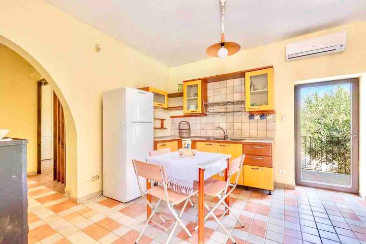 [Castello con piscina]Vista mare+campo da tennis gallery image 5