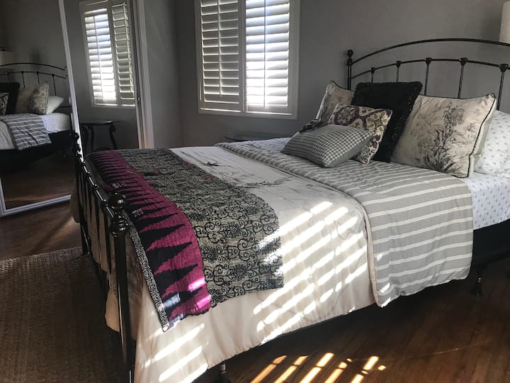 ห้องนอนด้านหน้า