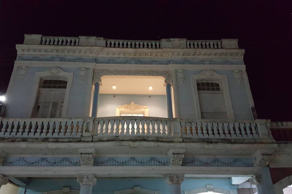Fachada de la casa Balcón del Beny