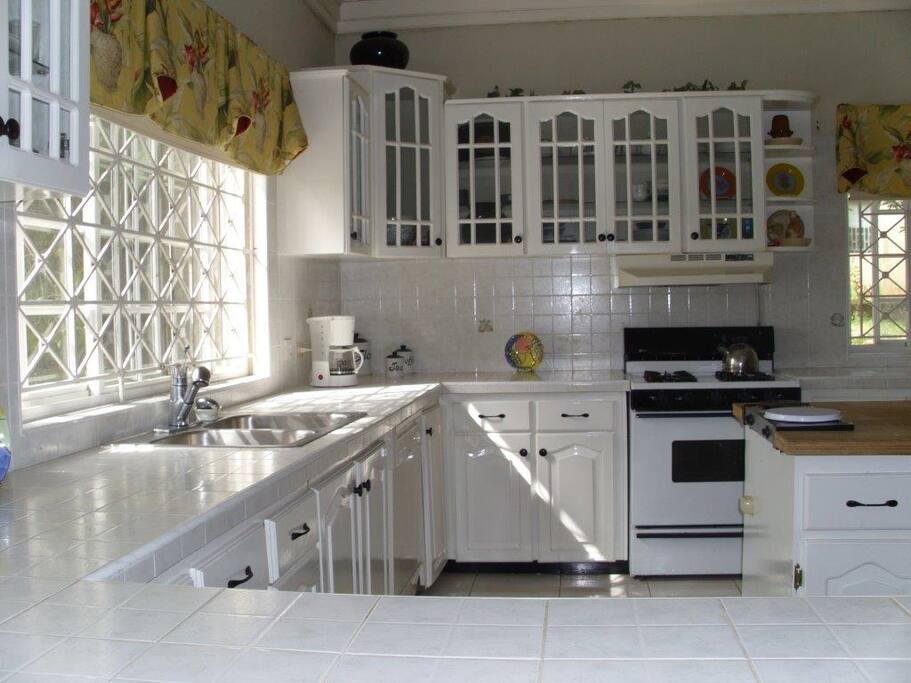 Side view of the Kitchen