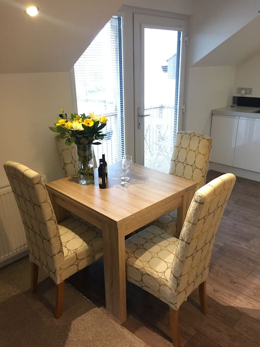 Table for 2 (or 4...)
