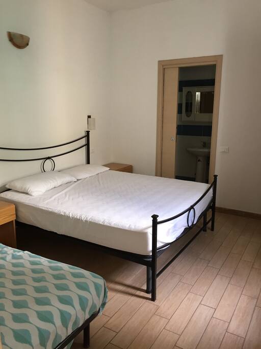 2 camere con bagno