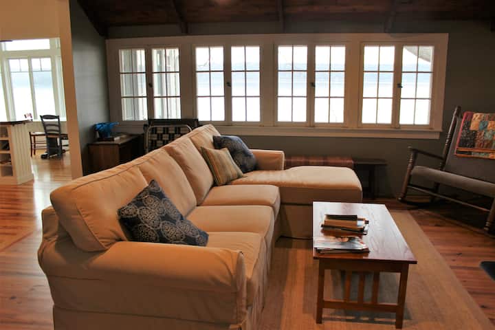 غرفة المعيشة