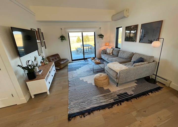 Newly Renovated - Modern - 2 Bdrms - Near Hudson - Lake Taghkanic State Park, Ancram