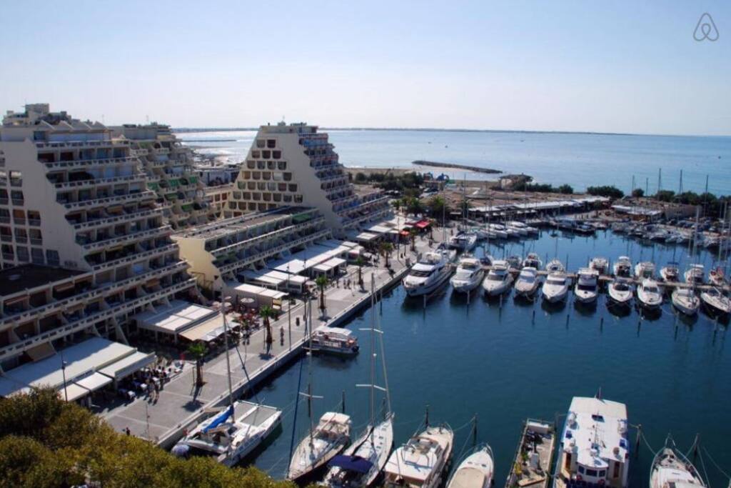 Le Port et l'Architecture de La GRANDE MOTTE (hors logement)