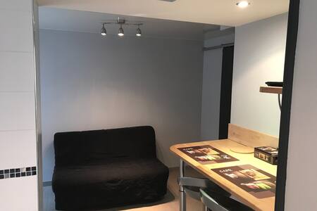 Studio n°3, proche du centre ville et gare