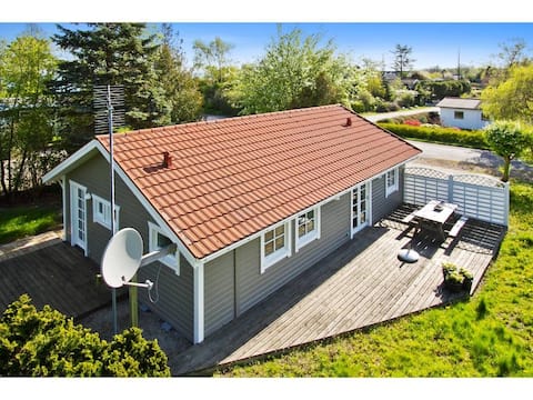 Lovely summer cottage close to Copenhagen.