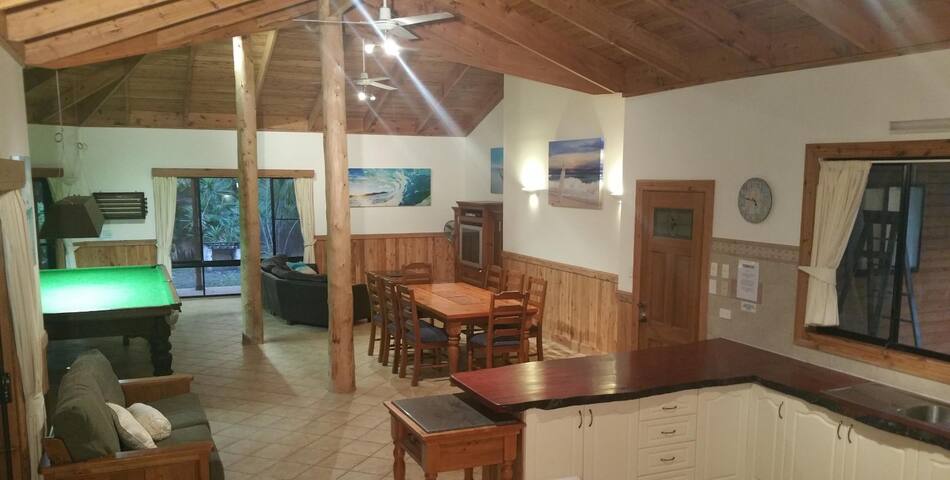 Oasis by South West Rocks 1 * gallery image 2