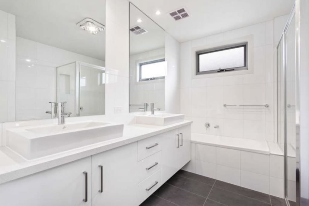 Main Bathroom