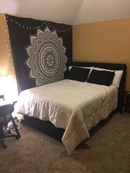 Queen Bed
