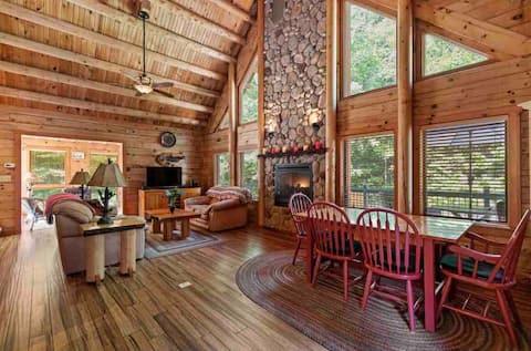 Best Ski & Lake House