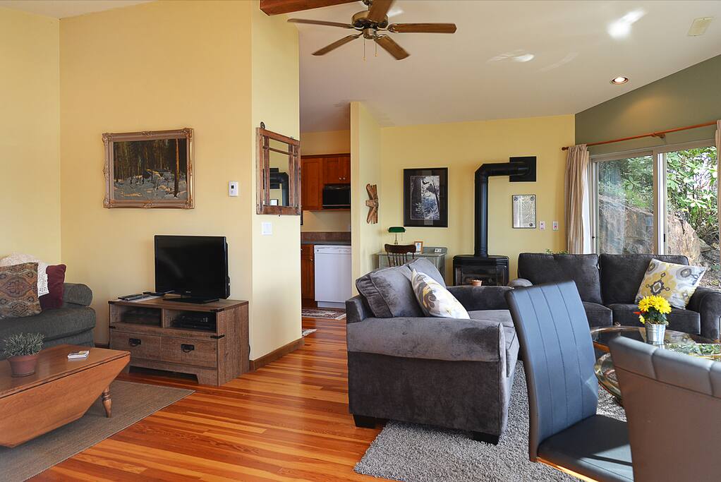 TV sitting area