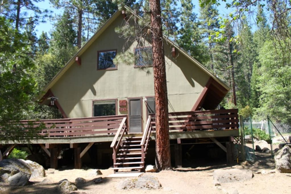 Yosemite's Creekside Birdhouse Cabins for Rent in Wawona, California