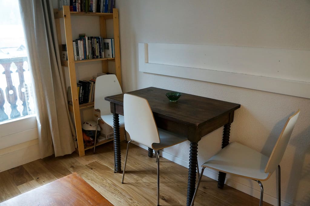 Dining table for up to 4 people