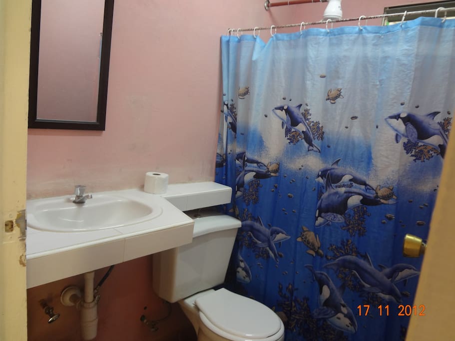 Baño Habitacion 1