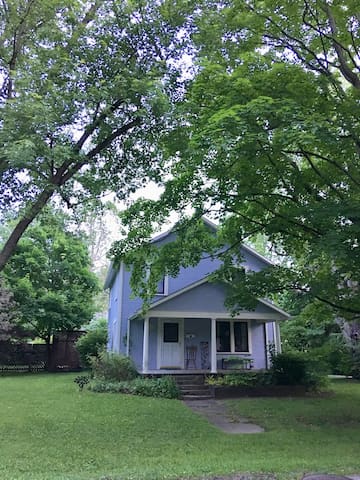 Airbnb Yellow Springs Vacation Rentals Places To Stay