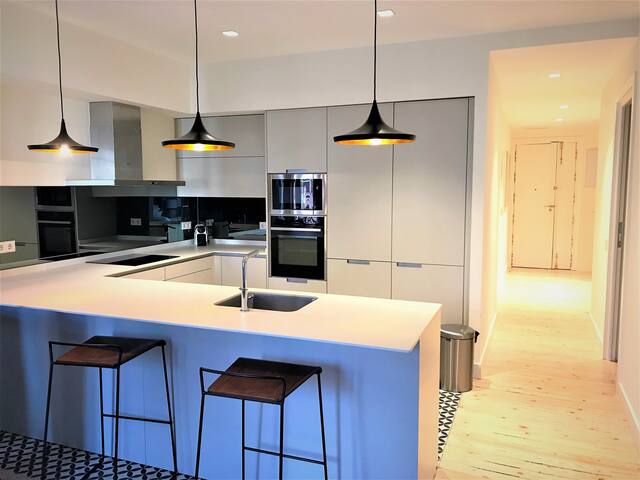 Premium 3 bedroom apartment next to Retiro Park gallery image 2