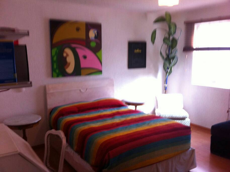El cuarto es de lo más agradable.