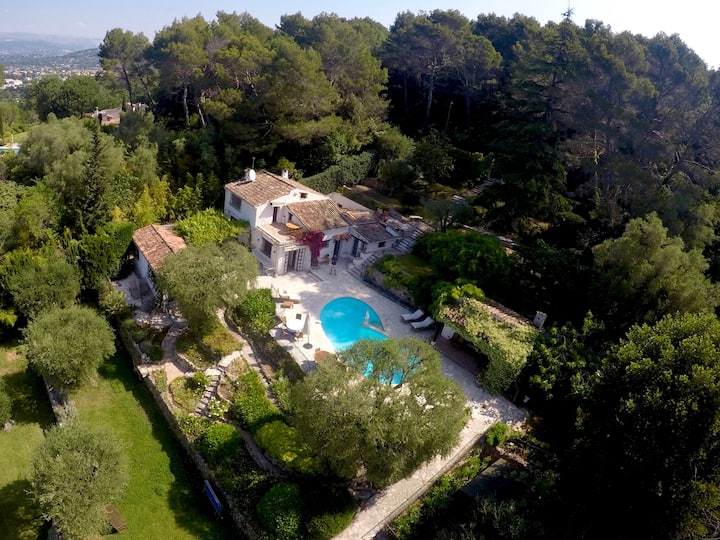 Perfect Villa For Family Holidays Near Cannes - Mougins