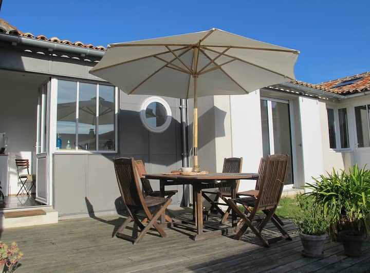 Bunk House in La Rochelle, France Townhouses for Rent in La Rochelle
