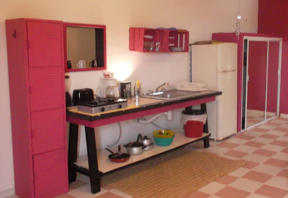 The fully equipped kitchenette