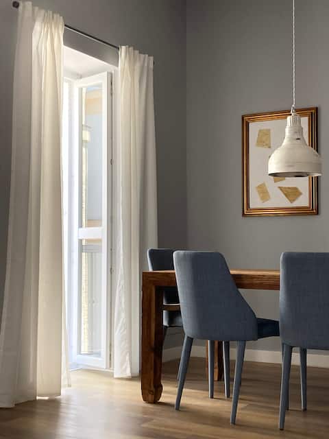 90m2 luxury flat in the Old Town / near the beach