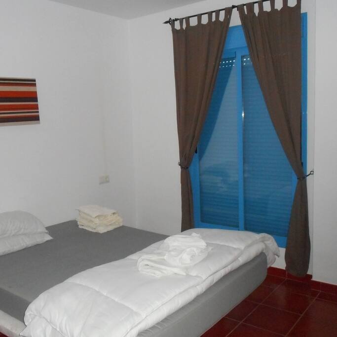 bed 1