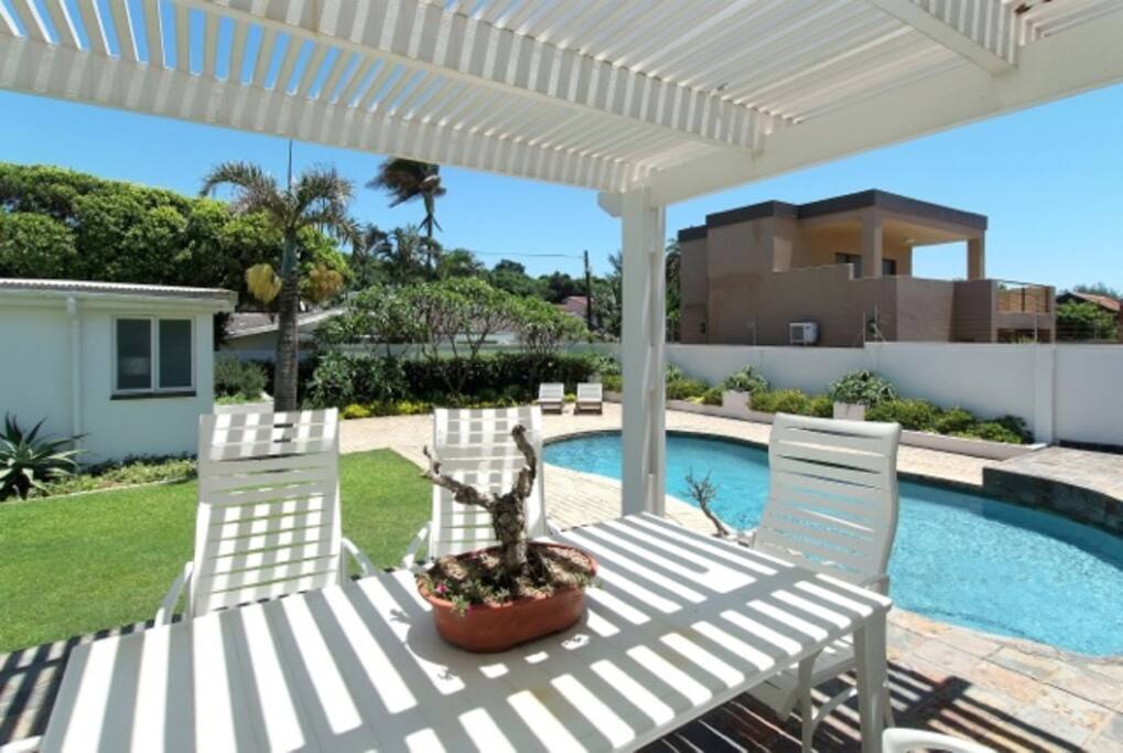 Entertainment and pool area