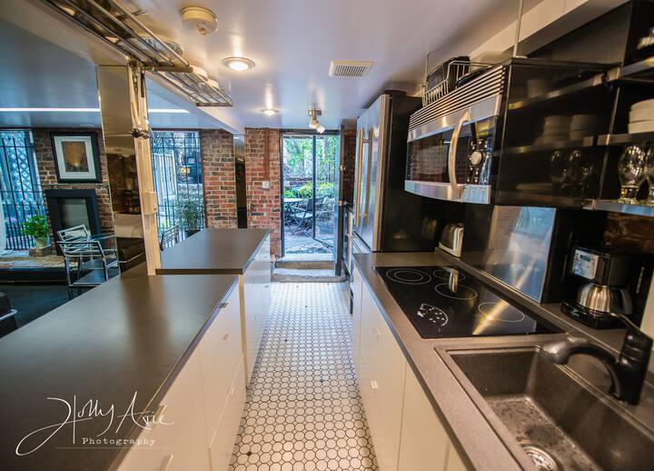 Near Hospitals, 28 Day Bking Only,OutdoorSpace Apartments for Rent in