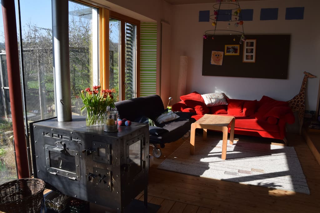 Wohnbereich mit Blick in den Garten