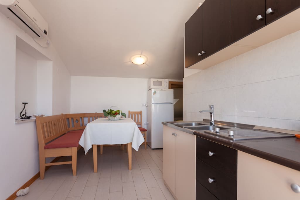 Kichen with dining table