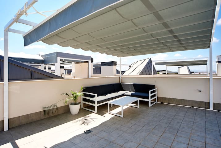 Orange Holiday Housing managed Airbnb listing 3