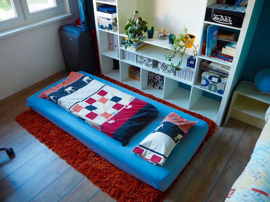 Optional additional mattress