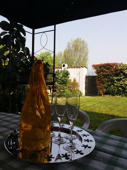 Gustatevi un aperitivo dehors