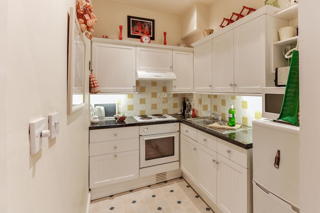 Kitchen with fridge/freezer