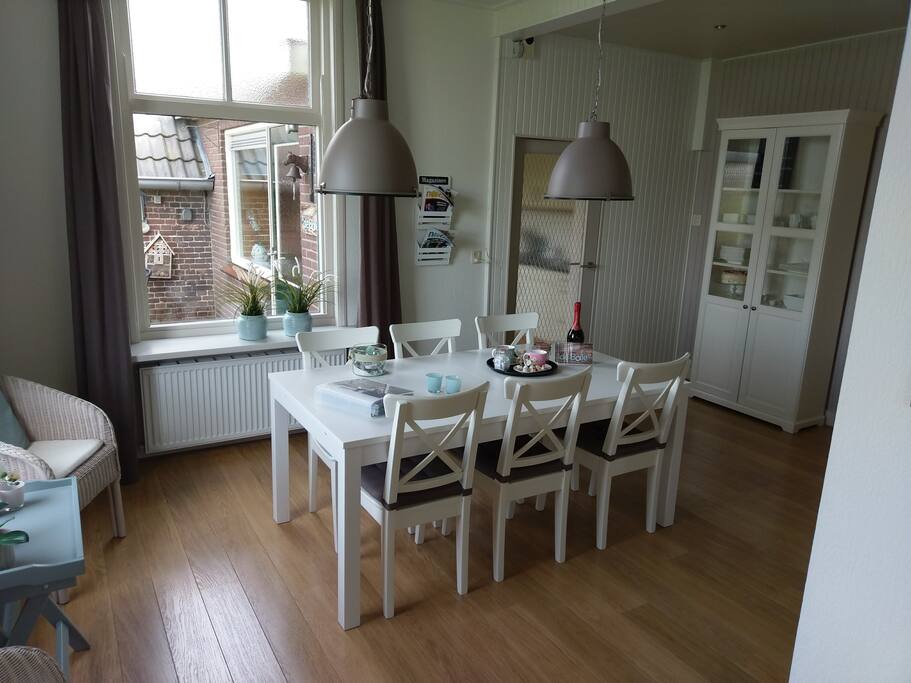 Eettafel.