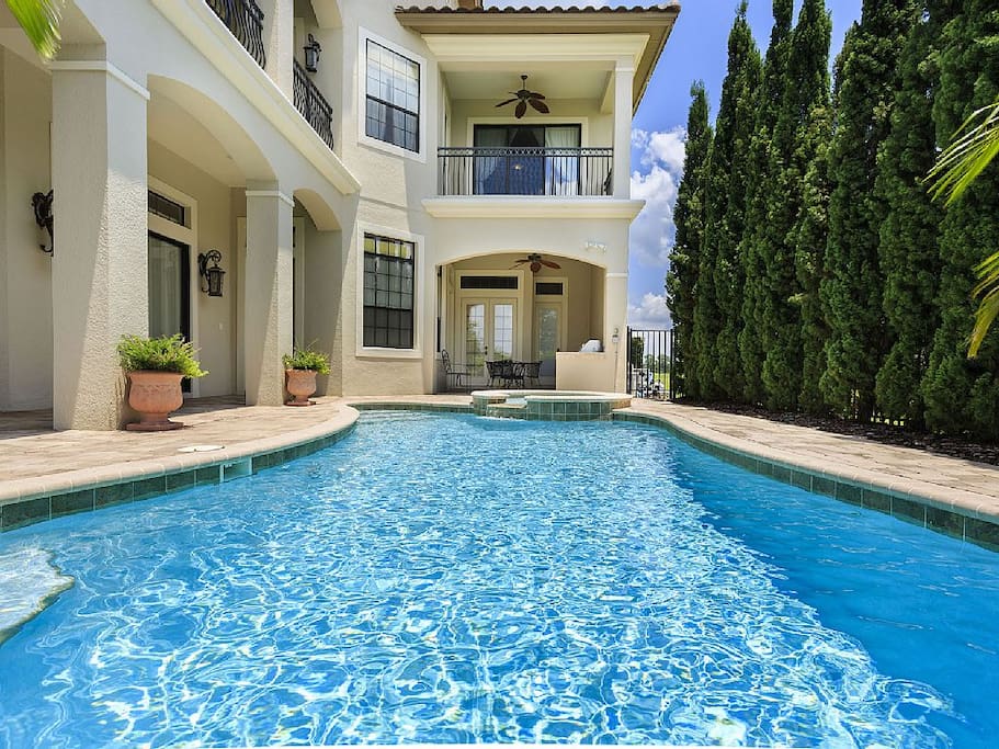 Building,Pool,Resort,Swimming Pool,Water