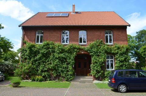 Close to Messe Zi. in old village school for 3-5 pers.
