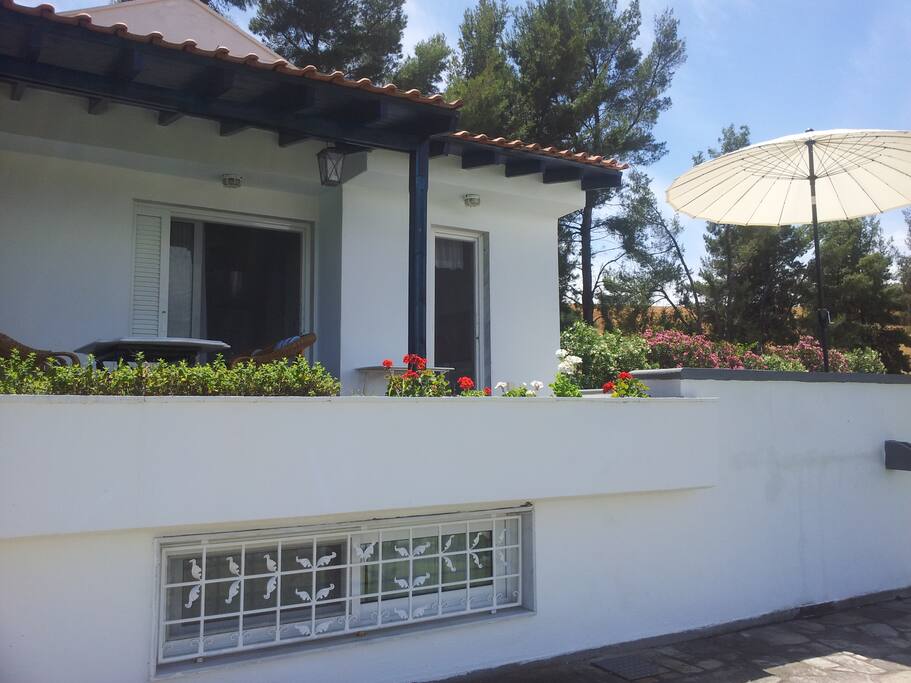 SEA VIEW, SUMMER & WINTER VILLA Houses for Rent in Pallini, Central Macedonia, Greece