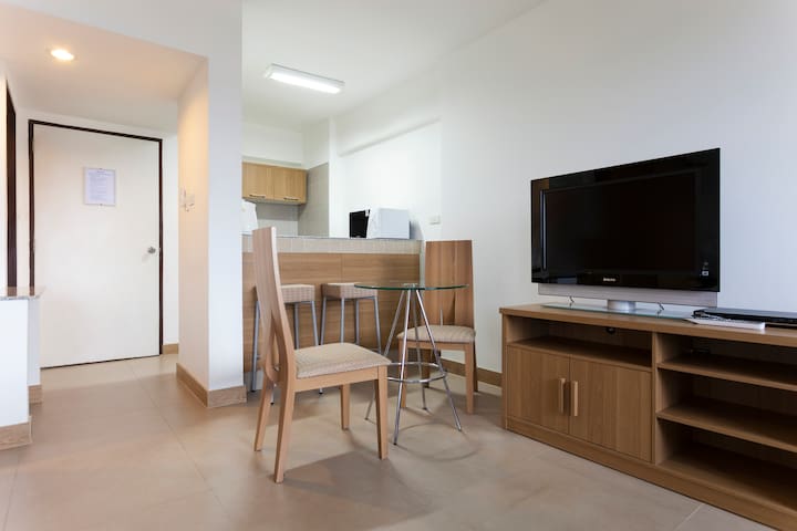 Galare Thong Tower managed Airbnb listing 3