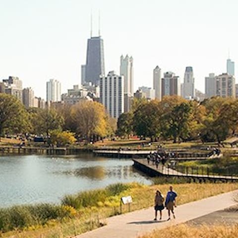 Photo of Lincoln Park Zoo in Lincoln Park