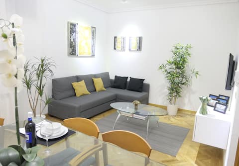 Airbnb con mejor rendimiento: Charm & Style @ Best Location: Goya/Retiro en Salamanca