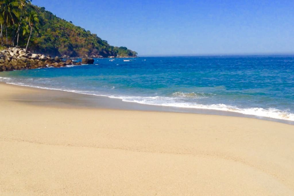 Beach in front of the cabaña