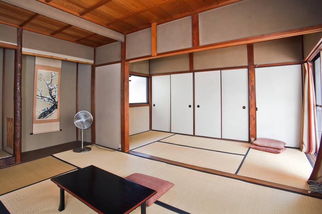 Butterfly Machiya 100yr Old Kyoto Townhouse Houses for Rent in 京都市