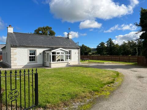 Oldmills Cottage - Comfortable Retreat