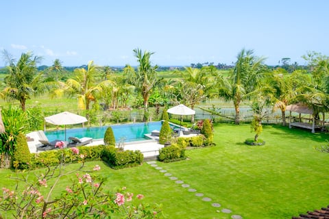 21BR,12 Villas Canggu,12 PrivatePools, FullPrivate