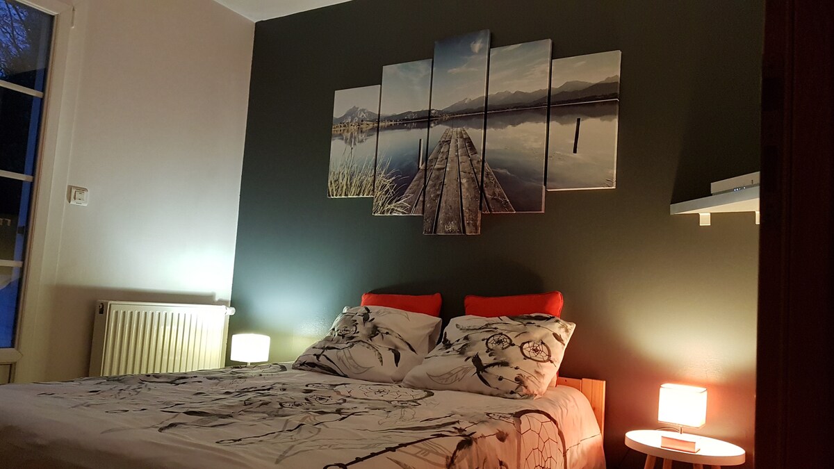 Chambre 2 (Bed 140x190)