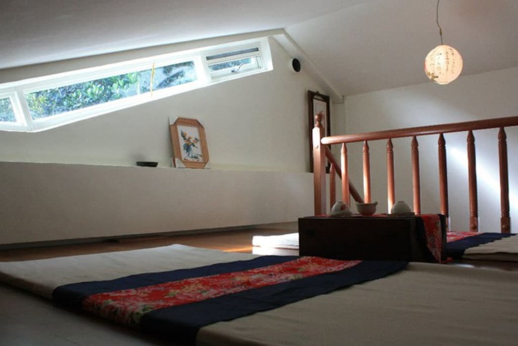 The attic of the room.