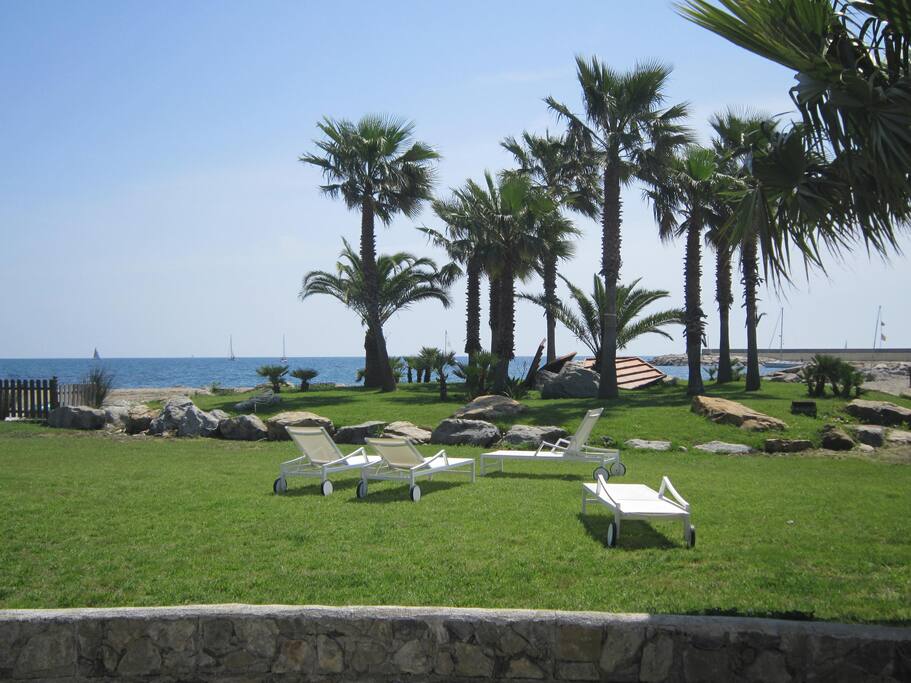 spiagge di sabbia e di roccia
