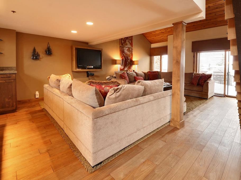 Comfortable Living Room with Flat Screen TV